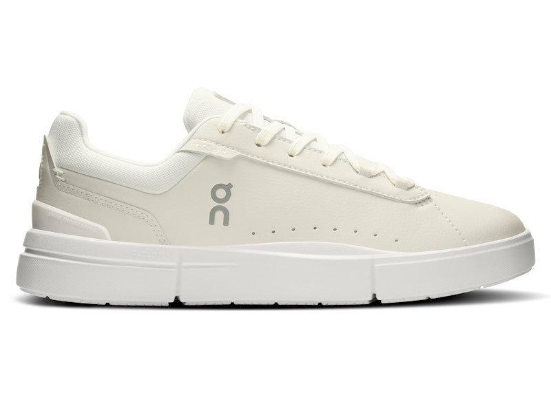 On The Roger Advantage Ivory (2025) (Women's)