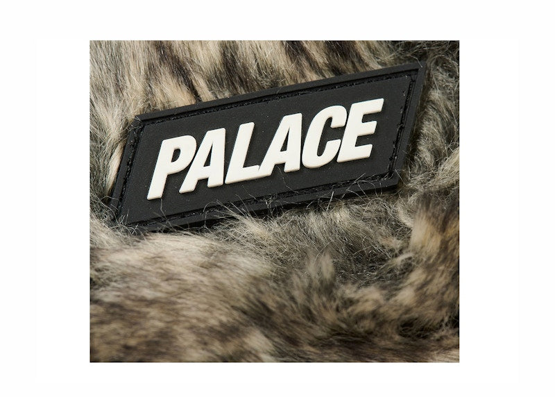 Palace Teddy Beanie Fox Tip