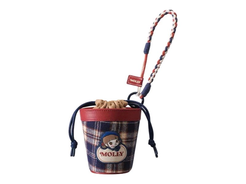 Pop Mart Molly Winter Fit Check Series Mini Bag Robin Redbreast Mini Bag