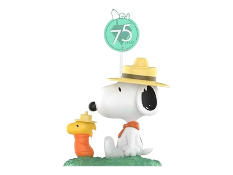 Pop Mart Peanuts 75th Anniversary Snoopy Comic Life Series Sack Jumping Figure