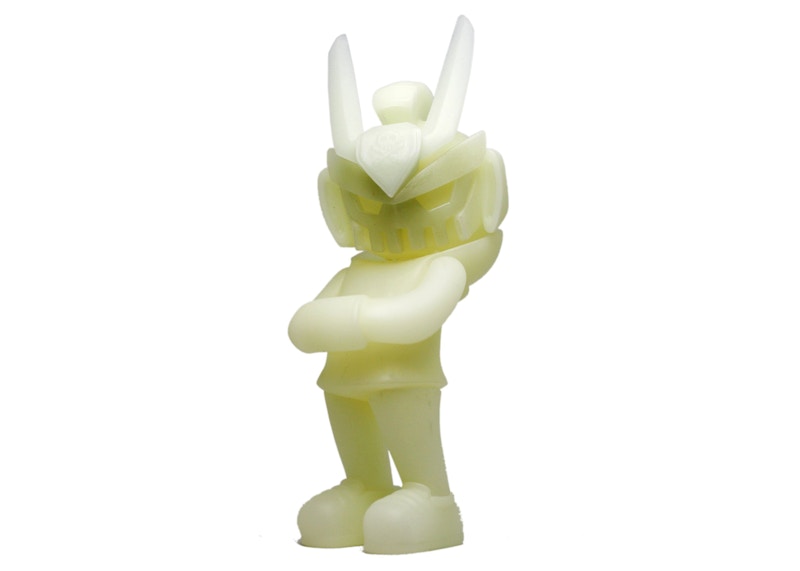 Quiccs x Martian Toys TEQ63 DIY Glow in the Dark