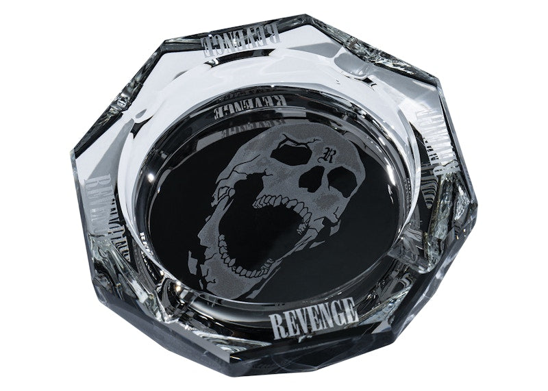 Revenge Skull Glass Ashtray Black