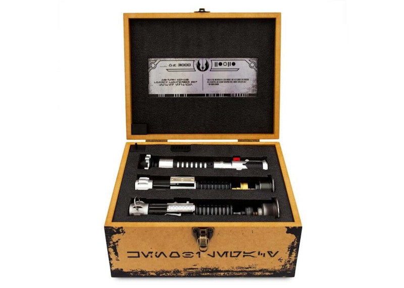Disney Star Wars Obi Wan-Kenobi Legacy Lightsaber 2022 D23 Expo Exclusive Box Set (LE 3000)