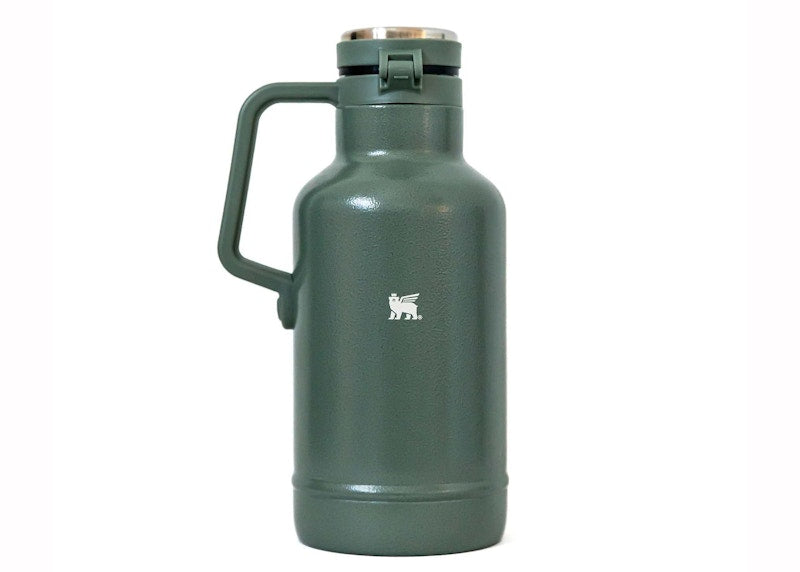 Stanley x FRGMT Classic Vacuum 1.9L Growler Hammertone Green