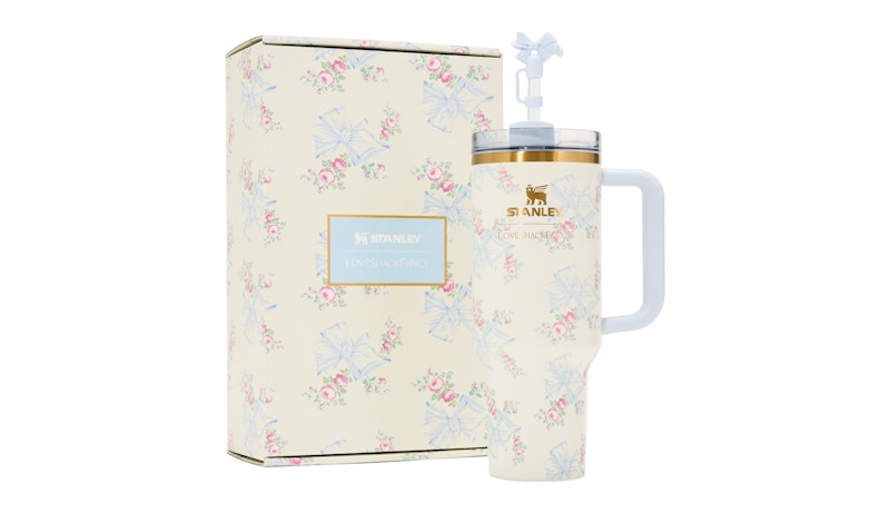 Stanley x LoveShackFancy Flowstate Quencher 40oz Tumbler Pastel Blue