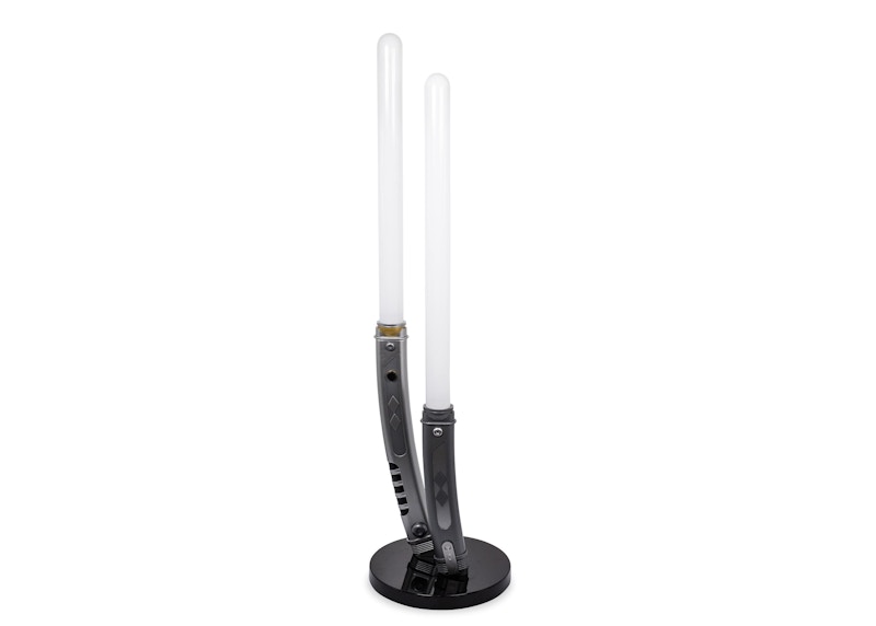 Star Wars Ahsoka Tano Dual Lightsabers 23" Lamp