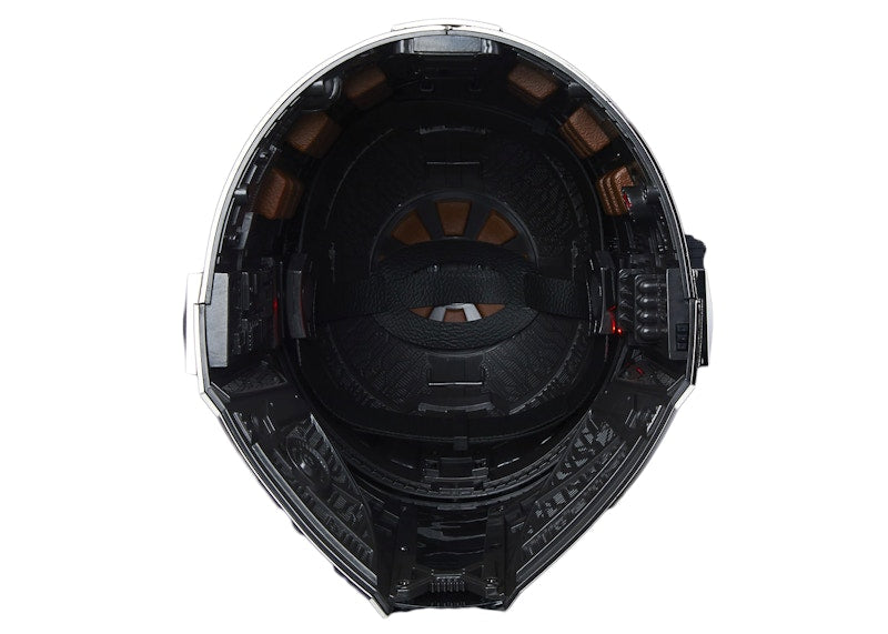 Hasbro Star Wars The Black Series The Mandalorian Helmet