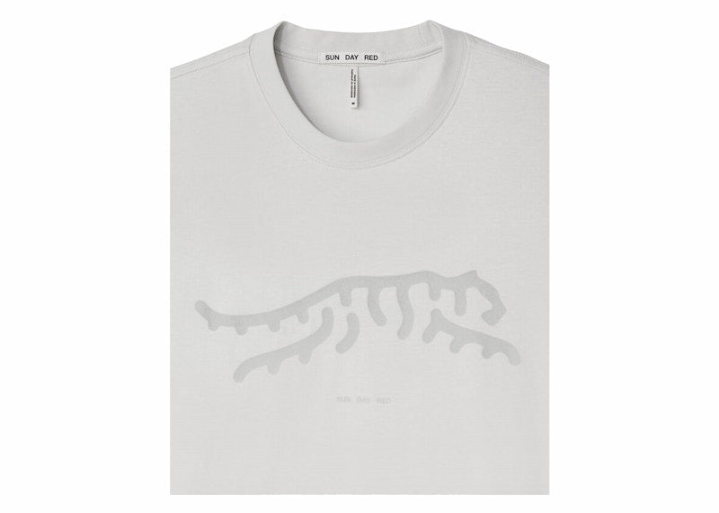 Sun Day Red x Tiger Woods The Logo T-Shirt Moon