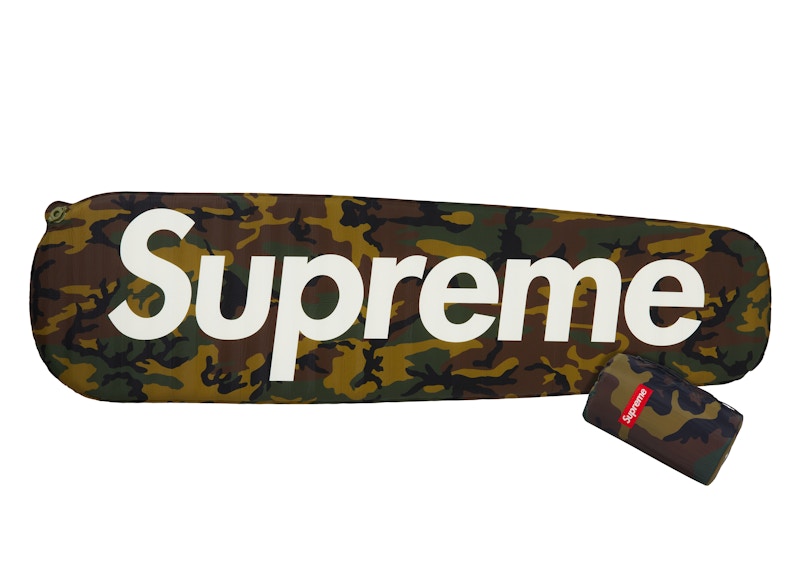 Supreme Sea to Summit Self Inflating Sleeping Mat Woodland Camo