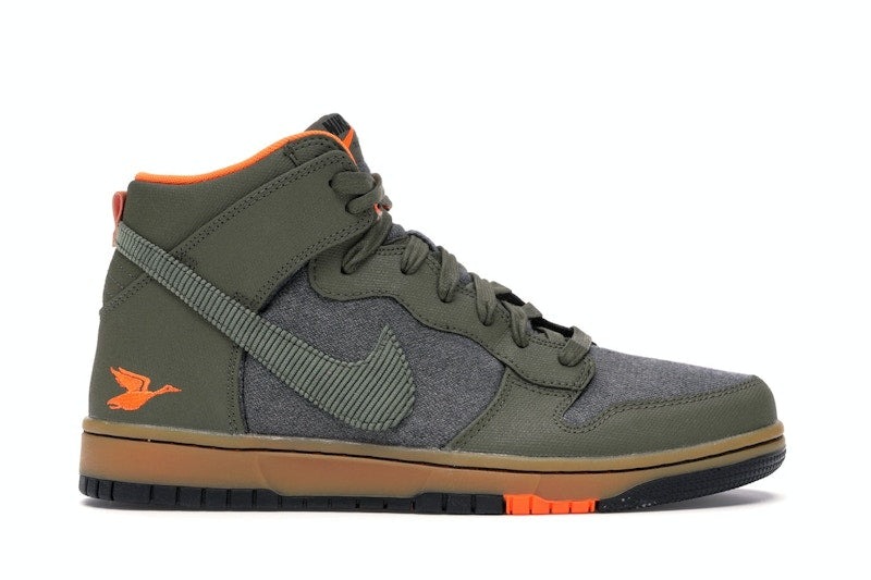 Nike Dunk CMFT Swoosh Social Club Olive