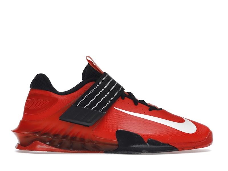Nike Savaleos Chile Red