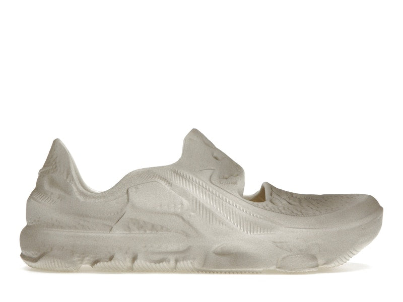 Nike ISPA Universal Natural Black