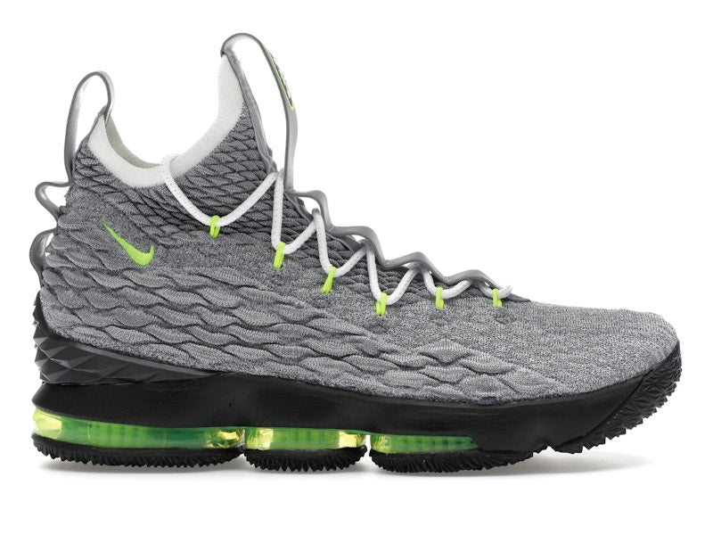 Nike LeBron 15 Air Max 95