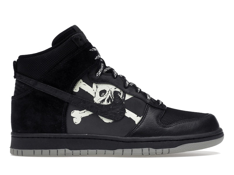 Nike Dunk High St. Pauli