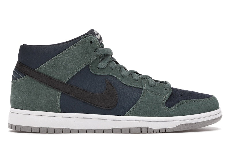 Nike SB Dunk Mid Nori