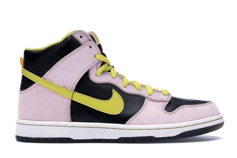 Nike SB Dunk High Miss Piggy