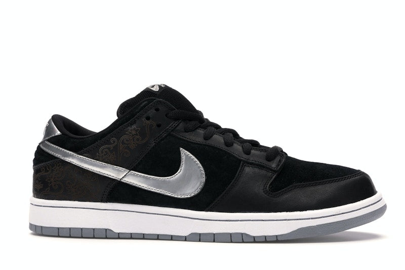 Nike SB Dunk Low Takashi 2