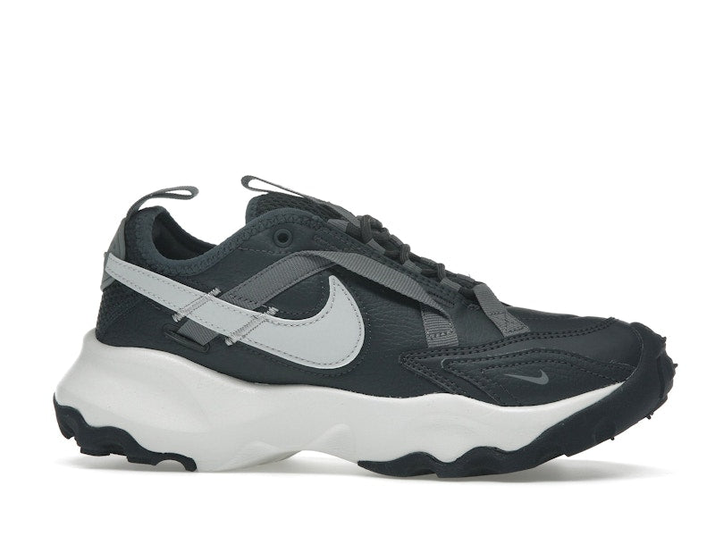 Nike TC 7900 Anthracite Platinum Tint Smoke Grey Metallic Platinum (Women's)