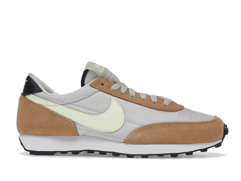 Nike Daybreak Praline Volt (Women's)