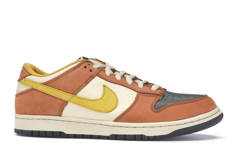 Nike SB Dunk Low Vapour Mineral Yellow
