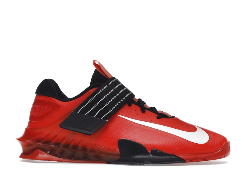 Nike Savaleos Chile Red