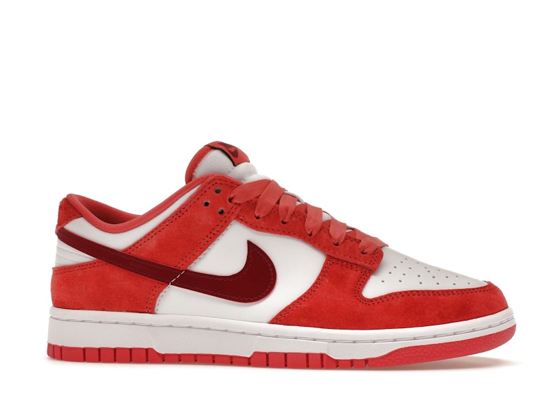 Nike Dunk Low Valentine's Day (2024) (Women's)