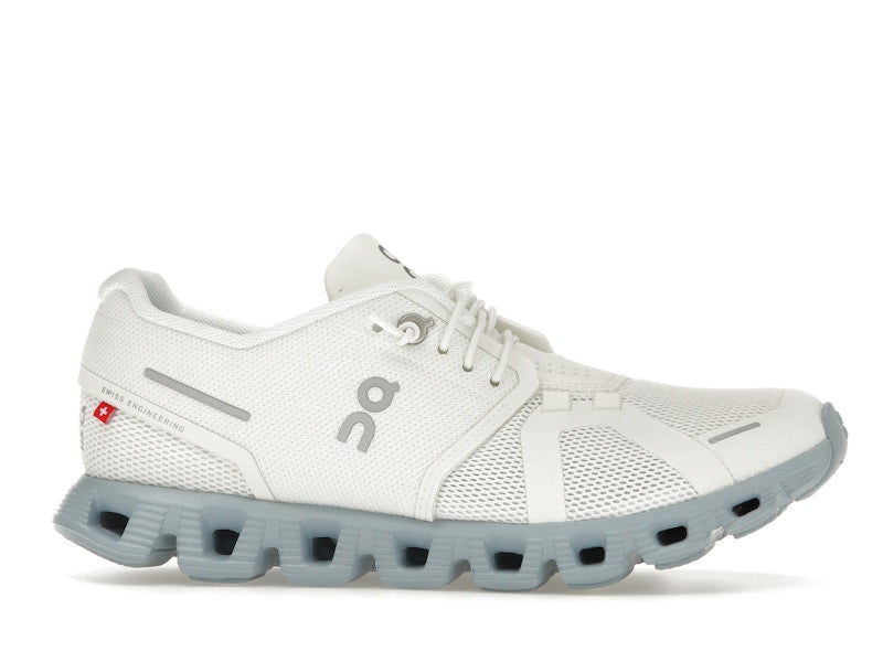 On Running Cloud 5 White Chambray (Women's)