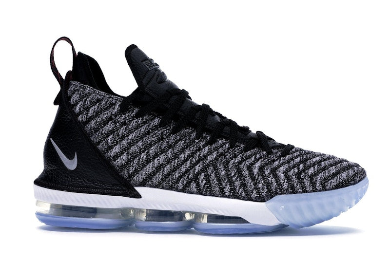 Nike LeBron 16 Oreo
