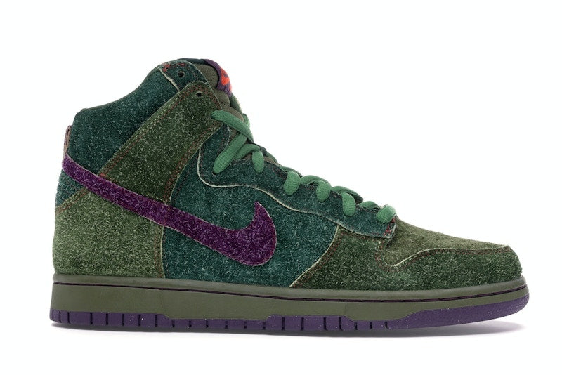 Nike SB Dunk High Skunk 420