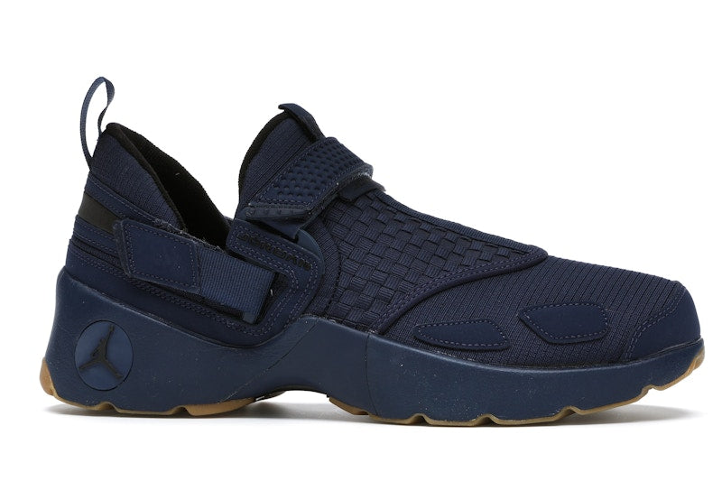 Jordan Trunner LX Navy Gum