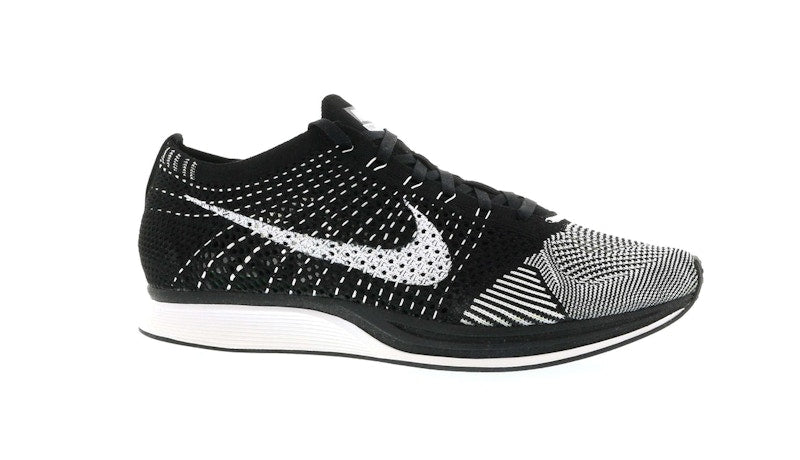 Nike Flyknit Racer Black Tongue