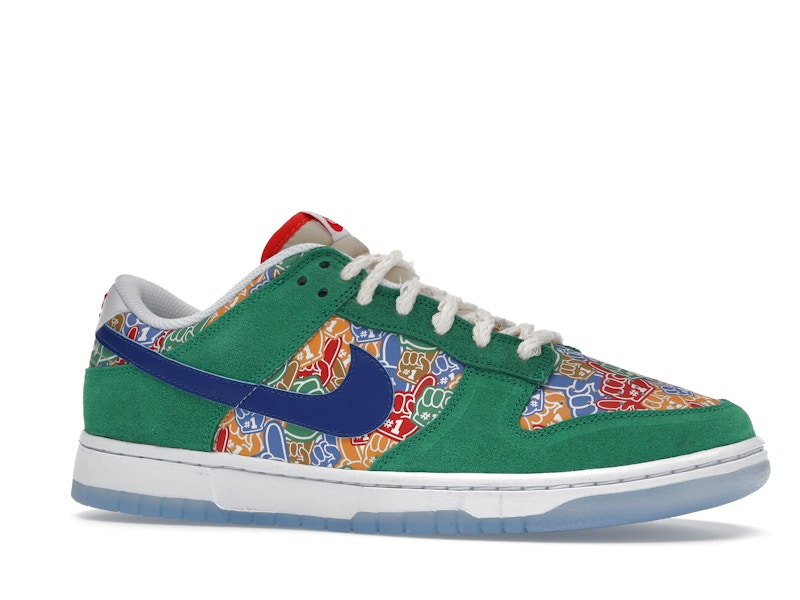 Nike Dunk Low Foam Finger