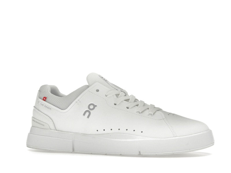 On The Roger Advantage All White (Women's)