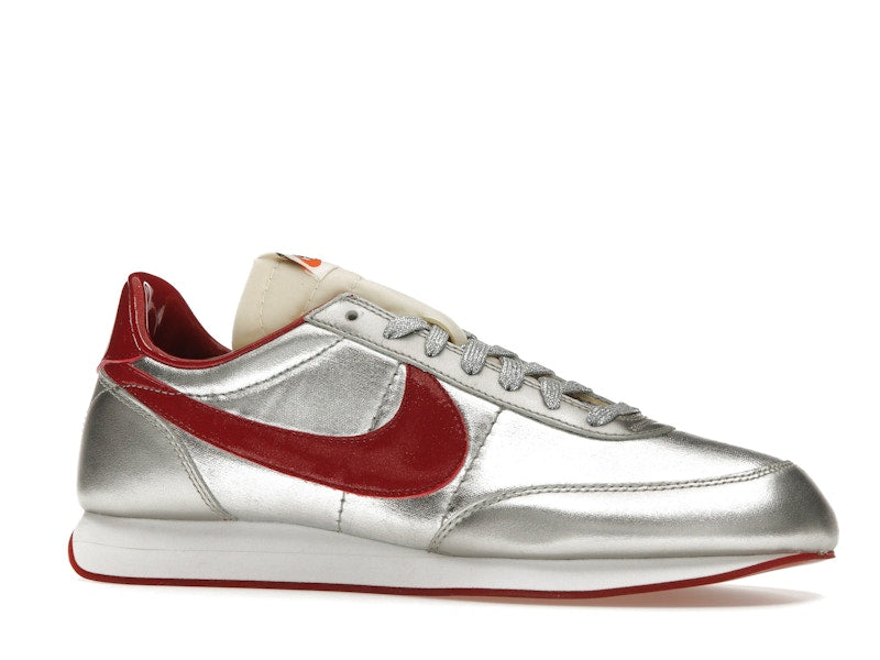 Nike Tailwind Night Track
