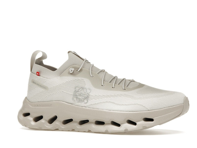 On Running Cloudtilt Loewe Sand