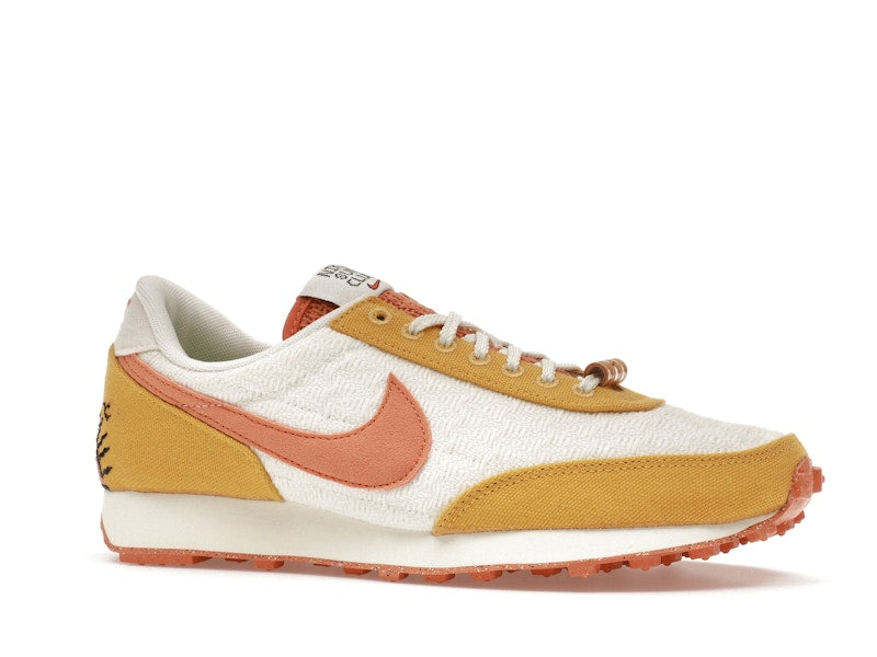 Nike DBreak SE Sun Club Hot Curry (Women's)