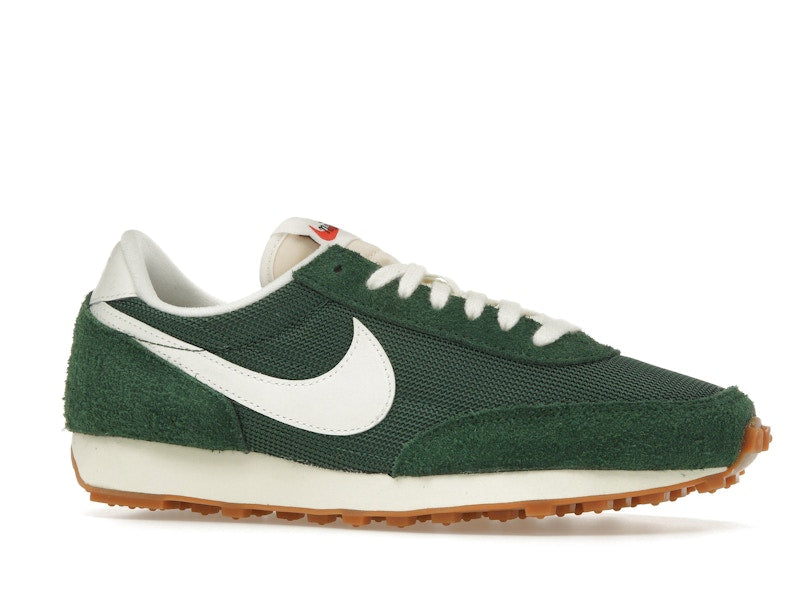Nike Daybreak Vintage Fir (Women's)