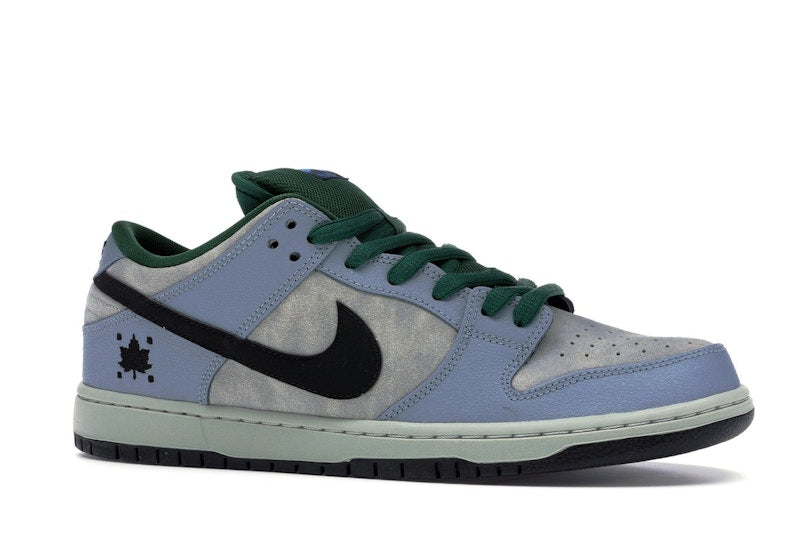 Nike SB Dunk Low Maple Leaf Central Park