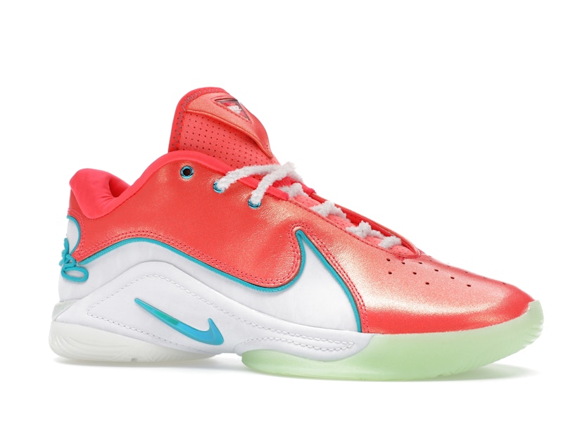 Nike LeBron 22 Christmas
