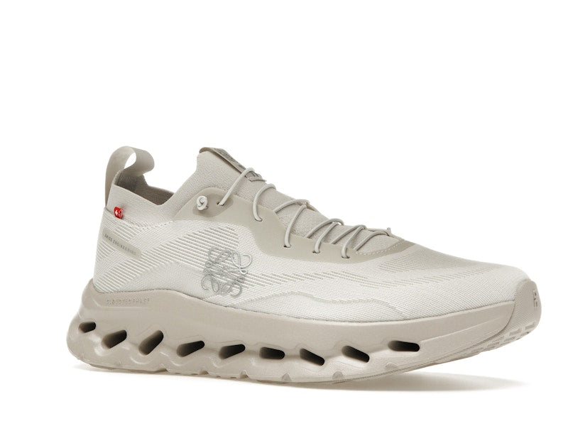 On Running Cloudtilt Loewe Sand