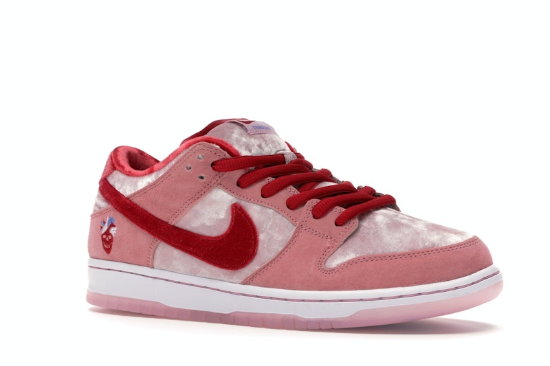 Nike SB Dunk Low StrangeLove Skateboards