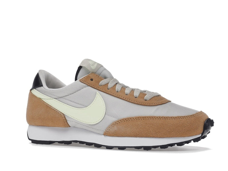 Nike Daybreak Praline Volt (Women's)