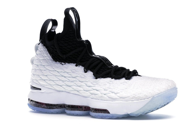 Nike LeBron 15 Graffiti