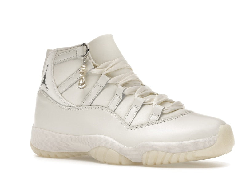 Jordan 11 Retro Pearl (Women's)