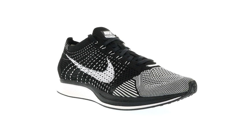 Nike Flyknit Racer Black Tongue