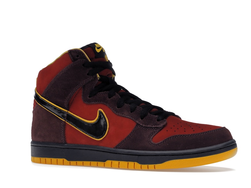Nike SB Dunk High Iron Man