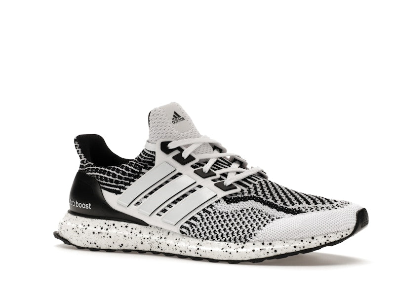 adidas Ultra Boost 5.0 DNA Cloud White Black