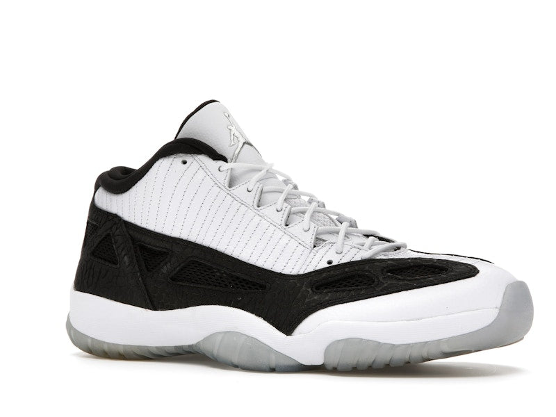 Jordan 11 Retro Low IE White/Black (2011)