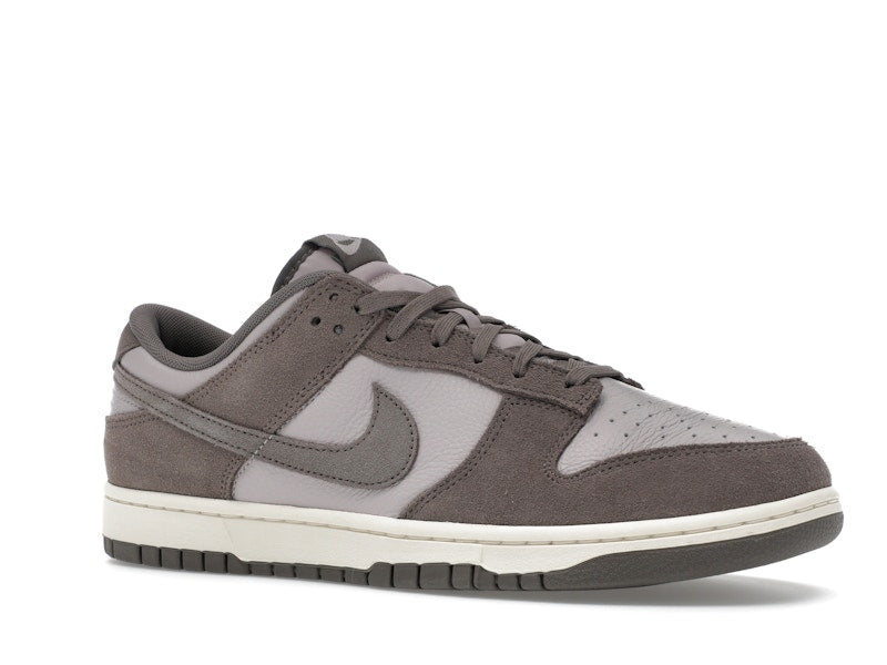 Nike Dunk Low SE Platinum Violet Cave Stone