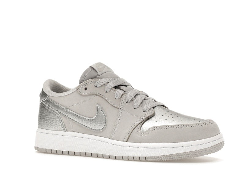 Jordan 1 Low OG Metallic Silver (GS)